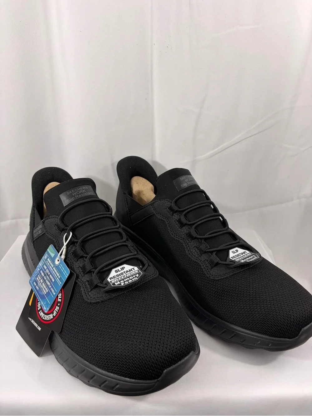 NWT Skechers Men's Size 11W Slip-Resistant Black Athletic Shoes